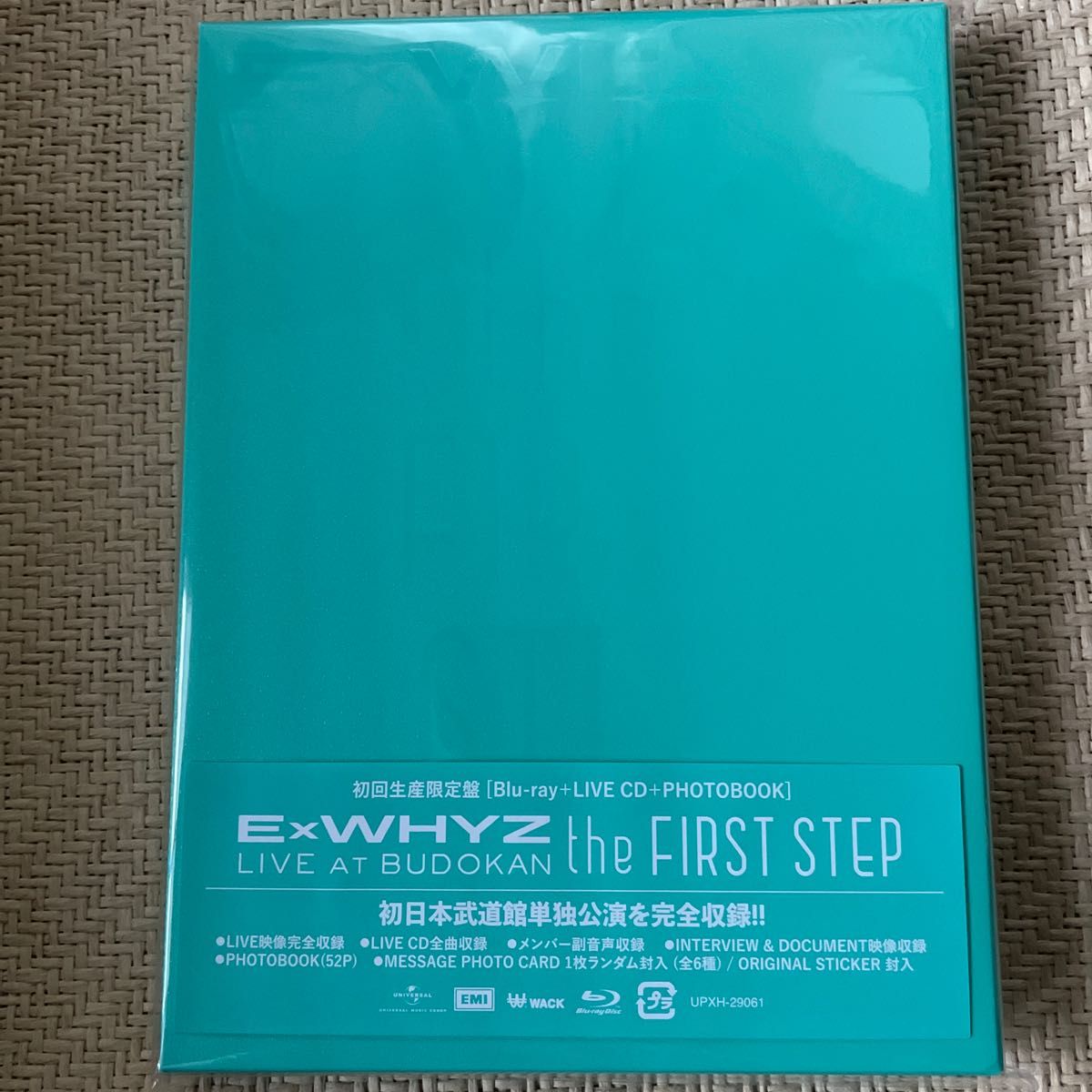 ExWHYZ LIVE at BUDOKAN the FIRST STEP （初回生産限定盤） (初回仕様) [Blu-ray]