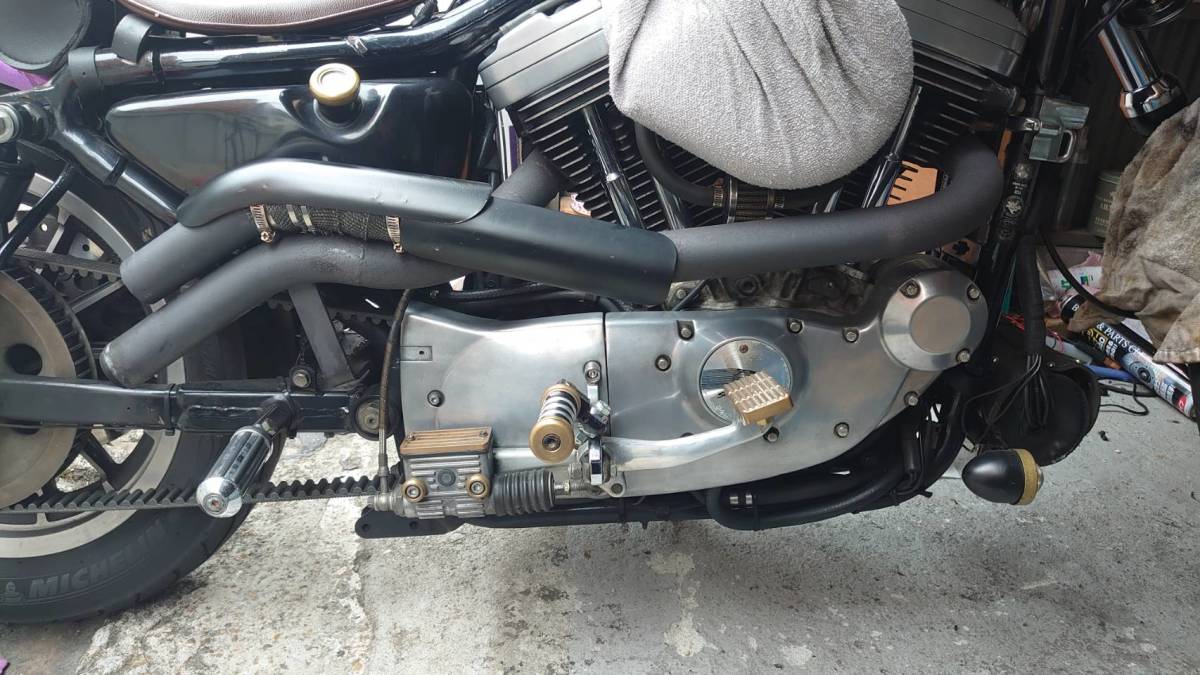 ハーレースポーツスターXL1200 XL883 ショットガンマフラー ハーレースポーツスターXL1200 XL883 ショットガンマフラー