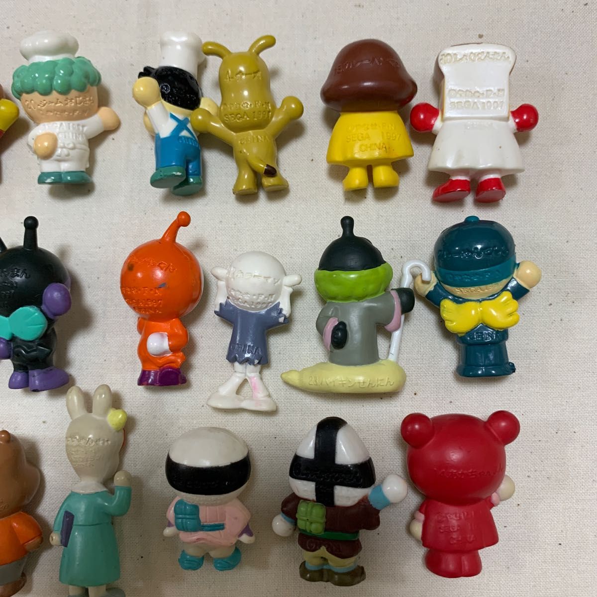 アンパンマン ミュージアムフィギュア 23個 人形|Yahoo!フリマ アンパンマン ミュージアムフィギュア 23個 人形|Yahoo!フリマ