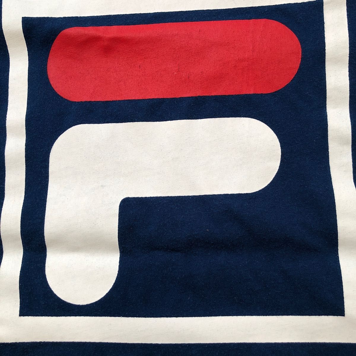 FILA 半袖TシャツM