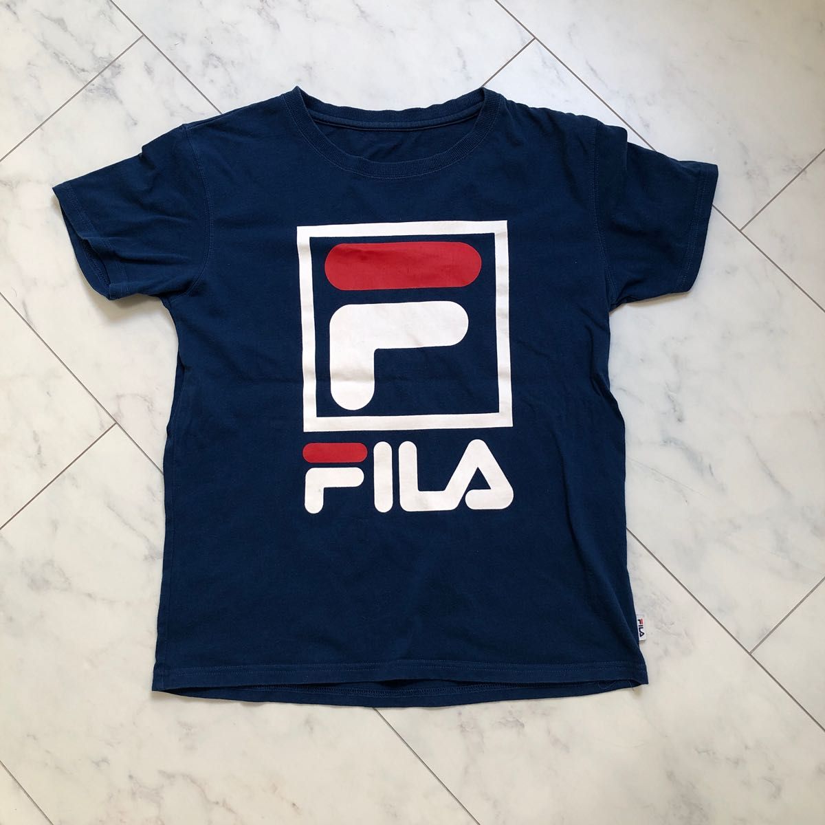 FILA 半袖TシャツM