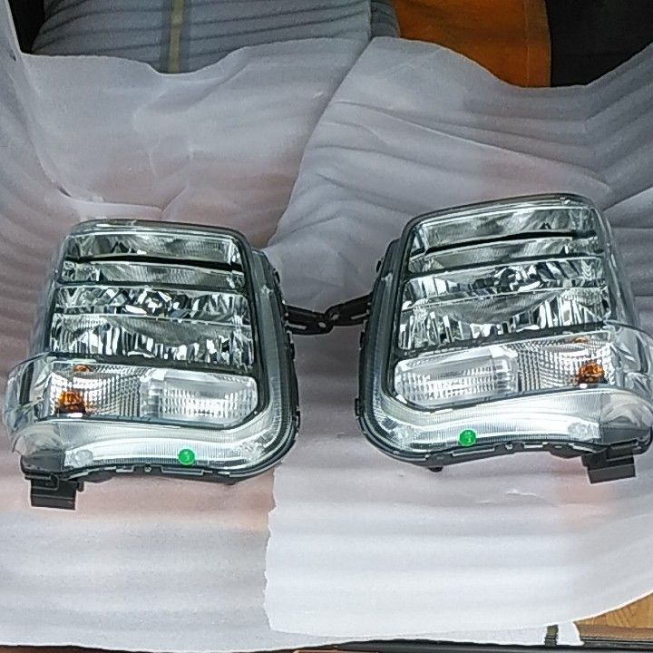 新車外し スズキ純正DA17W エブリィワゴン PZターボ 純正 新車外し スズキ純正DA17W エブリィワゴン PZターボ 純正