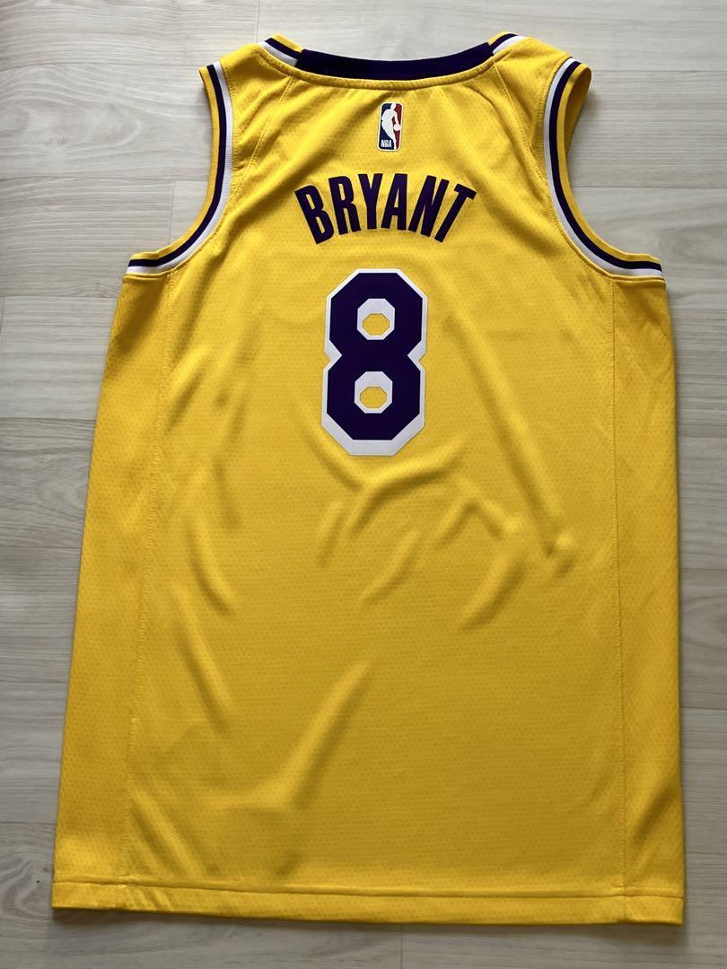 希少 スウィングマン NBA LAKERS コービー・ブライアント #8 ロサンゼルス・レイカーズ NIKE SWINGMAN ナイキ製　ユニフォーム　ジャージ_画像3