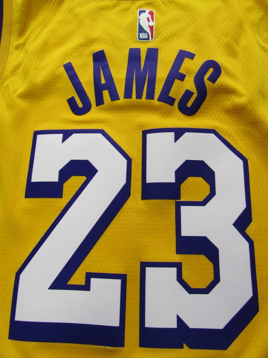 新品大セール 美品 スウィングマン NBA LAKERS レブロン・ジェームズ