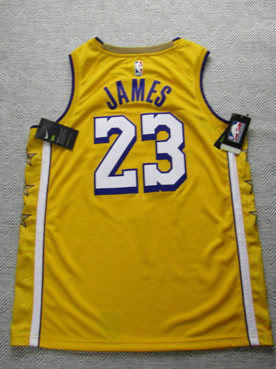 新品大セール 美品 スウィングマン NBA LAKERS レブロン・ジェームズ