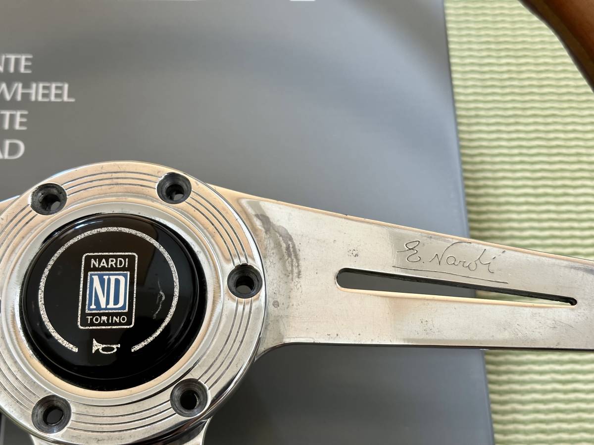 ナルディ クラシック サイドスポーク ウッド ステアリング NARDI ナルディ クラシック サイドスポーク ウッド ステアリング NARDI