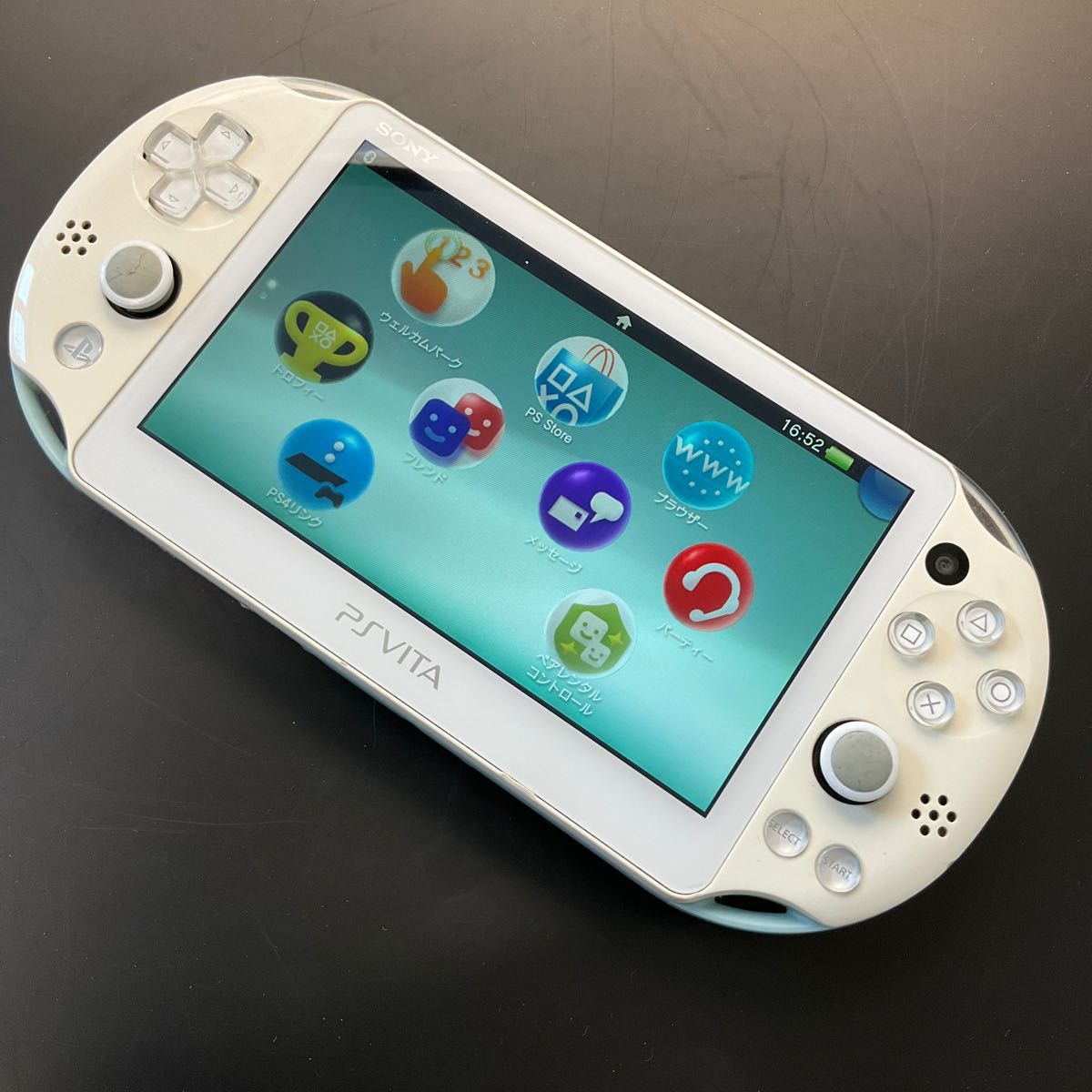 SONY PS Vita PCH-2000 ライトブルー 本体のみ｜PayPayフリマ