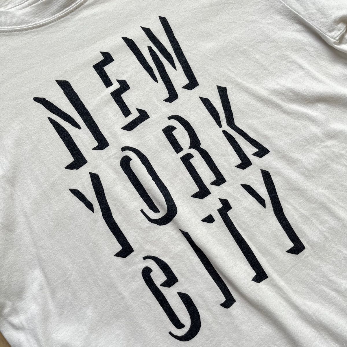 champion チャンピオン　NEW YORK CITY プリントロゴ　半袖Tシャツ　ホワイト　Ｌサイズ 送料無料