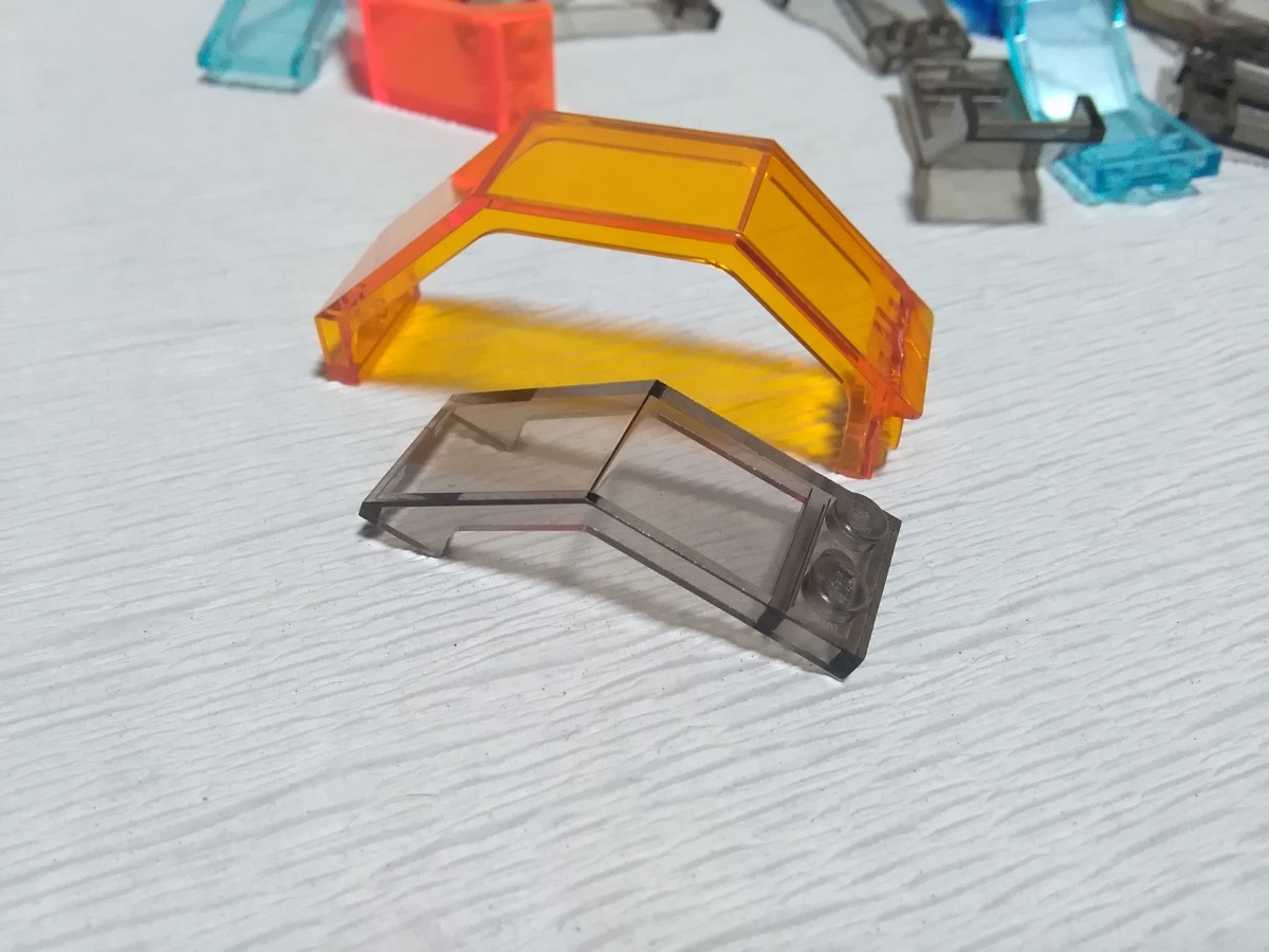 LEGO　ミニフロントガラス　くの字パネル　クリア パーツ　スケルトン　大量まとめてセット_画像2