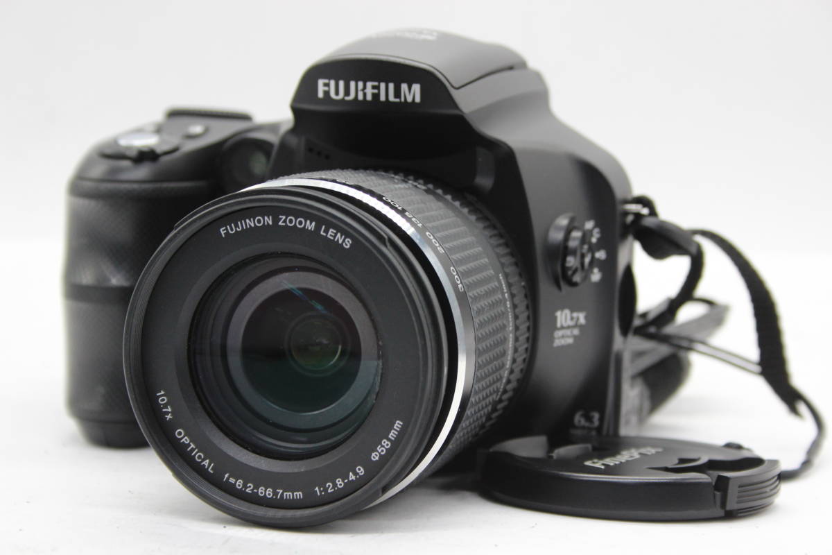 セール 登場から人気沸騰】 Finepix Fujifilm 【便利な単三電池で使用