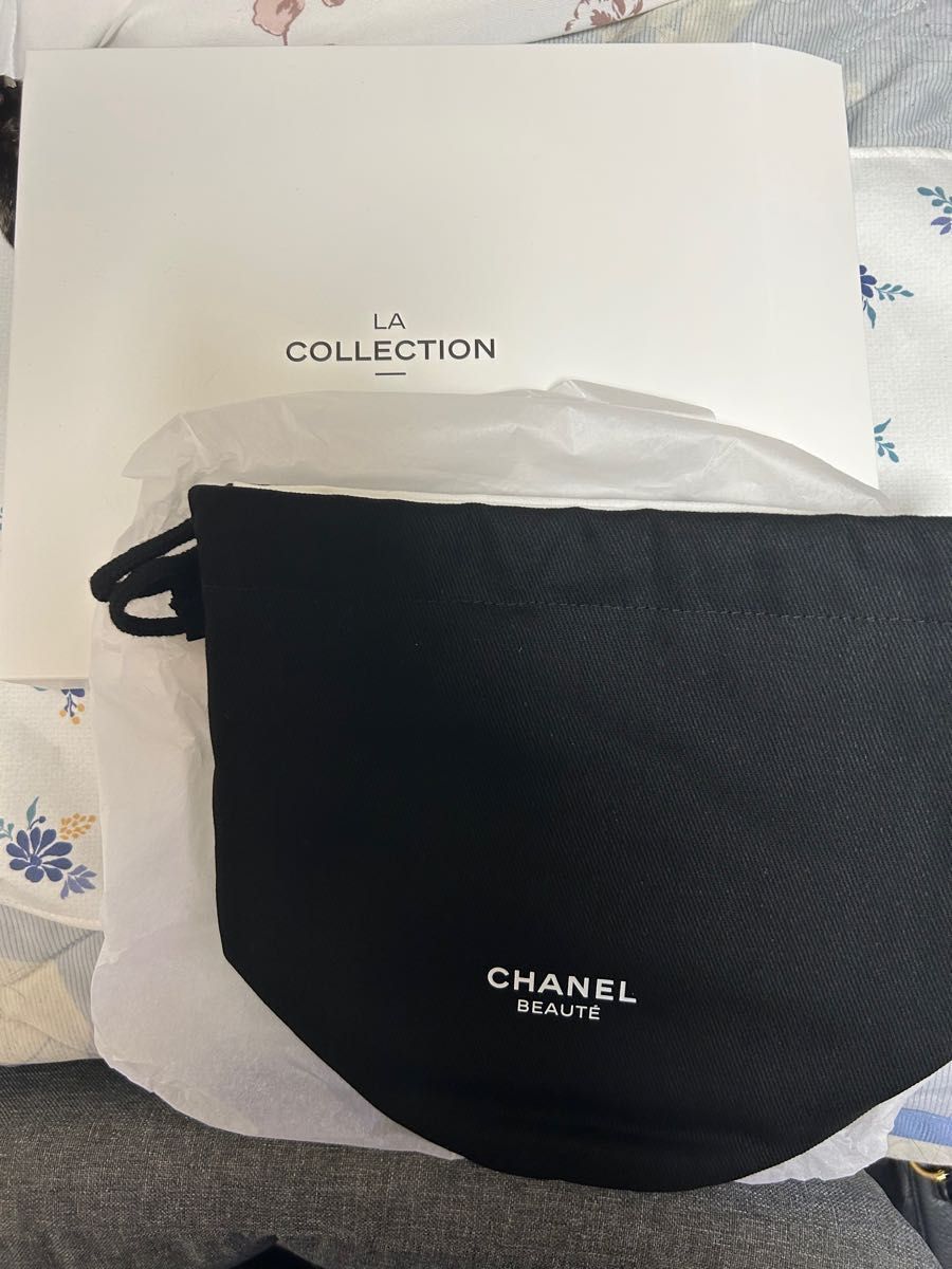 ☆正規品ノベルティ☆ CHANEL ラコレクション  ポーチ