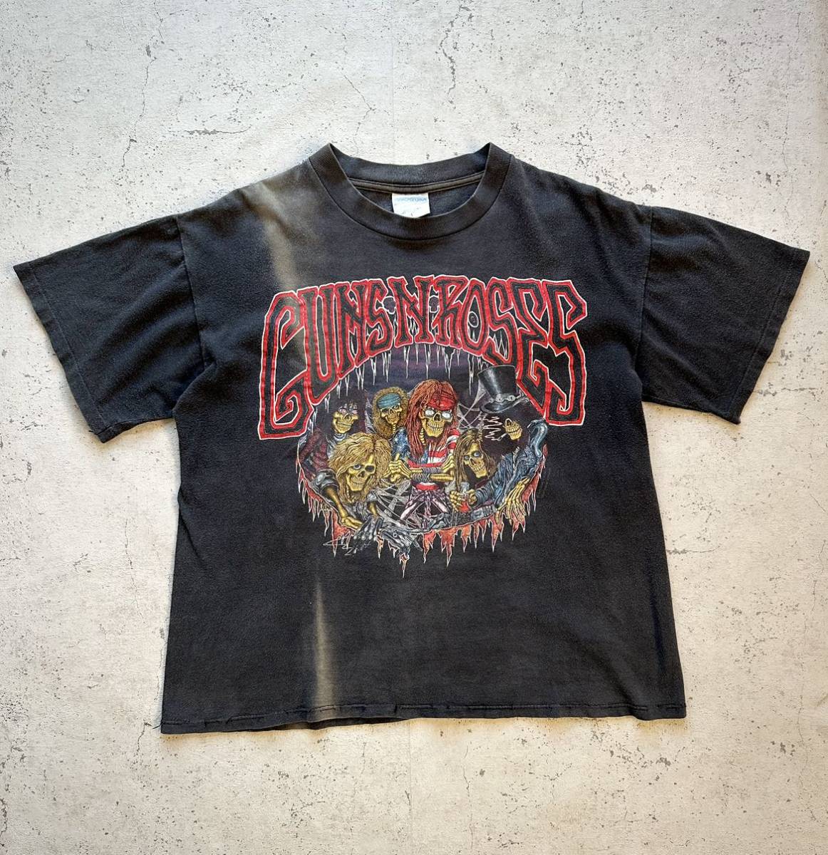 90s USA製 “ GUNS N' ROSES ” USE YOUR ILLUSION TOUR 1991-1992 90s USA製 “ GUNS N' ROSES ” USE YOUR ILLUSION TOUR 1991-1992