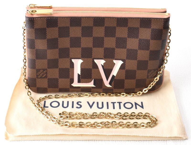 上品なスタイル 極美品 LOUIS VITTON ルイ・ヴィトン 【LVシグネチャー