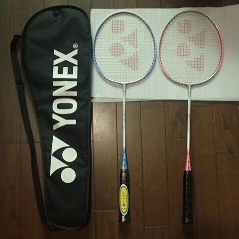 贈る結婚祝い ☆YONEX ヨネックス バトミントンラケット 2本セット