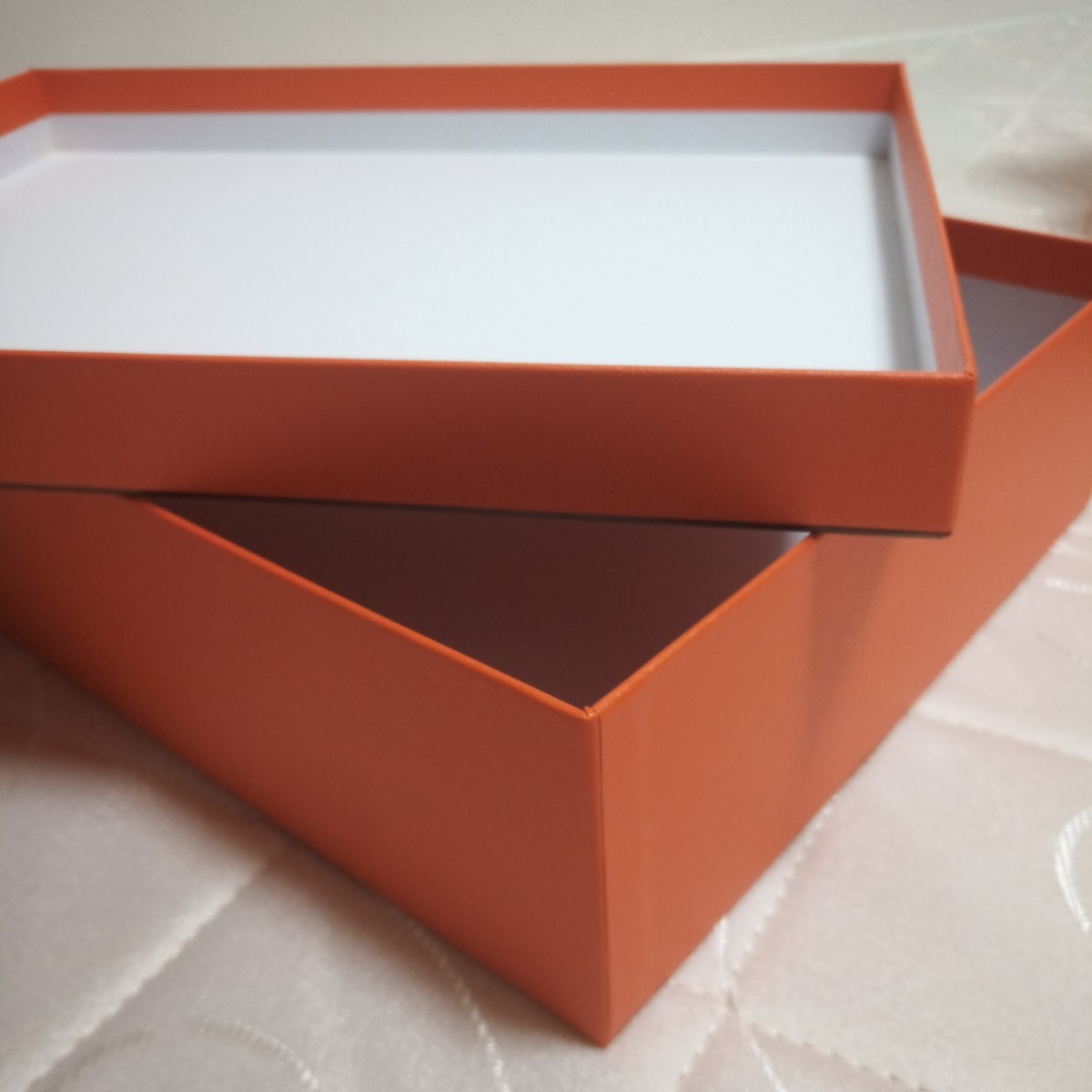 Hermes エルメス 空箱 33 × 26 × 8 空き箱 箱 BOX ボックス オレンジ オレンジボックス 化粧箱 006 _画像7
