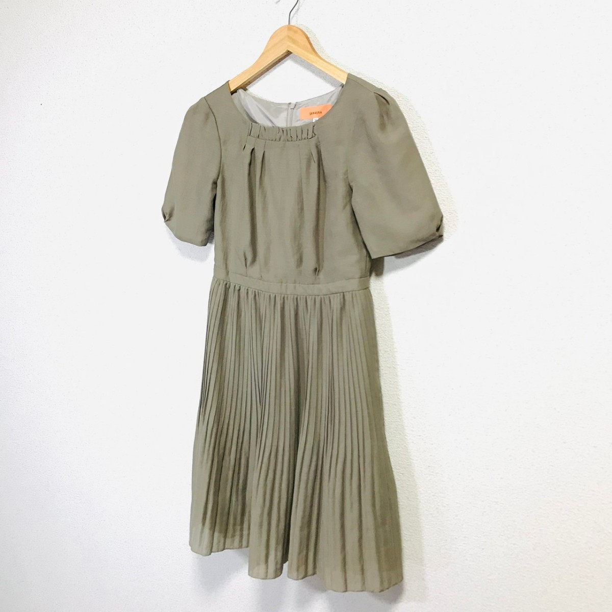 H4199dL SunaUna SunaUna size 36 (S rank ) short sleeves One-piece pleated skirt gray lady's polyester 100% world 