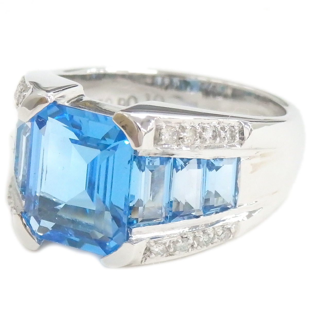 本物 ブルートパーズ 5.89ct ダイヤモンド 0.10ct 750 WG リング 指輪 11号 ホワイトゴールド ブルー_画像1
