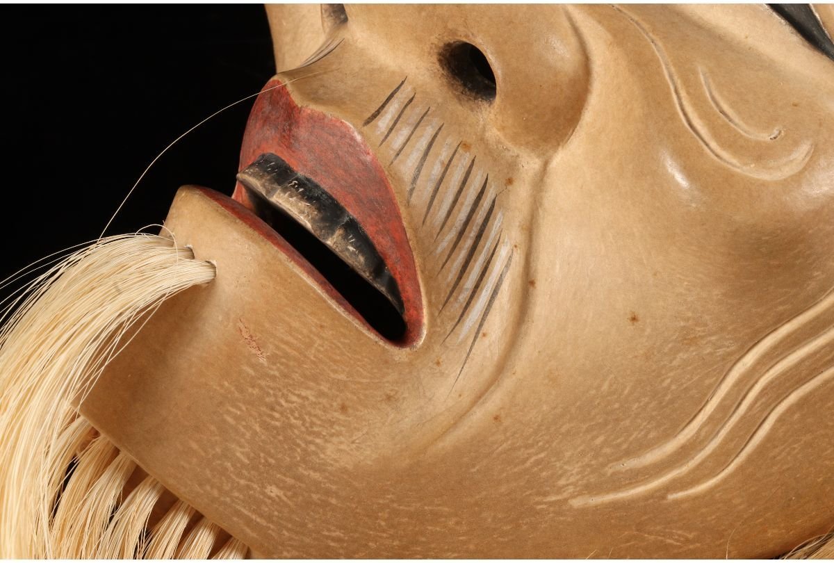 能面 翁 面打道臥牛流宗家 臥牛氏郷監修 能面袋 箱付き 美品 (D3) 能面 翁 面打道臥牛流宗家 臥牛氏郷監修 能面袋 箱付き 美