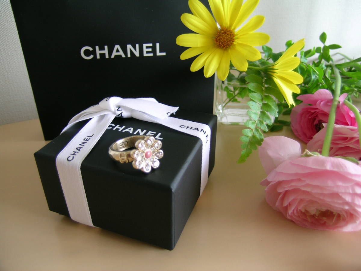 【25A♢華やかなフラワーモチーフ】CHANEL *リング 正規品 CHANEL リング 菊の花|Yahoo!フリマ(旧PayPayフリマ)