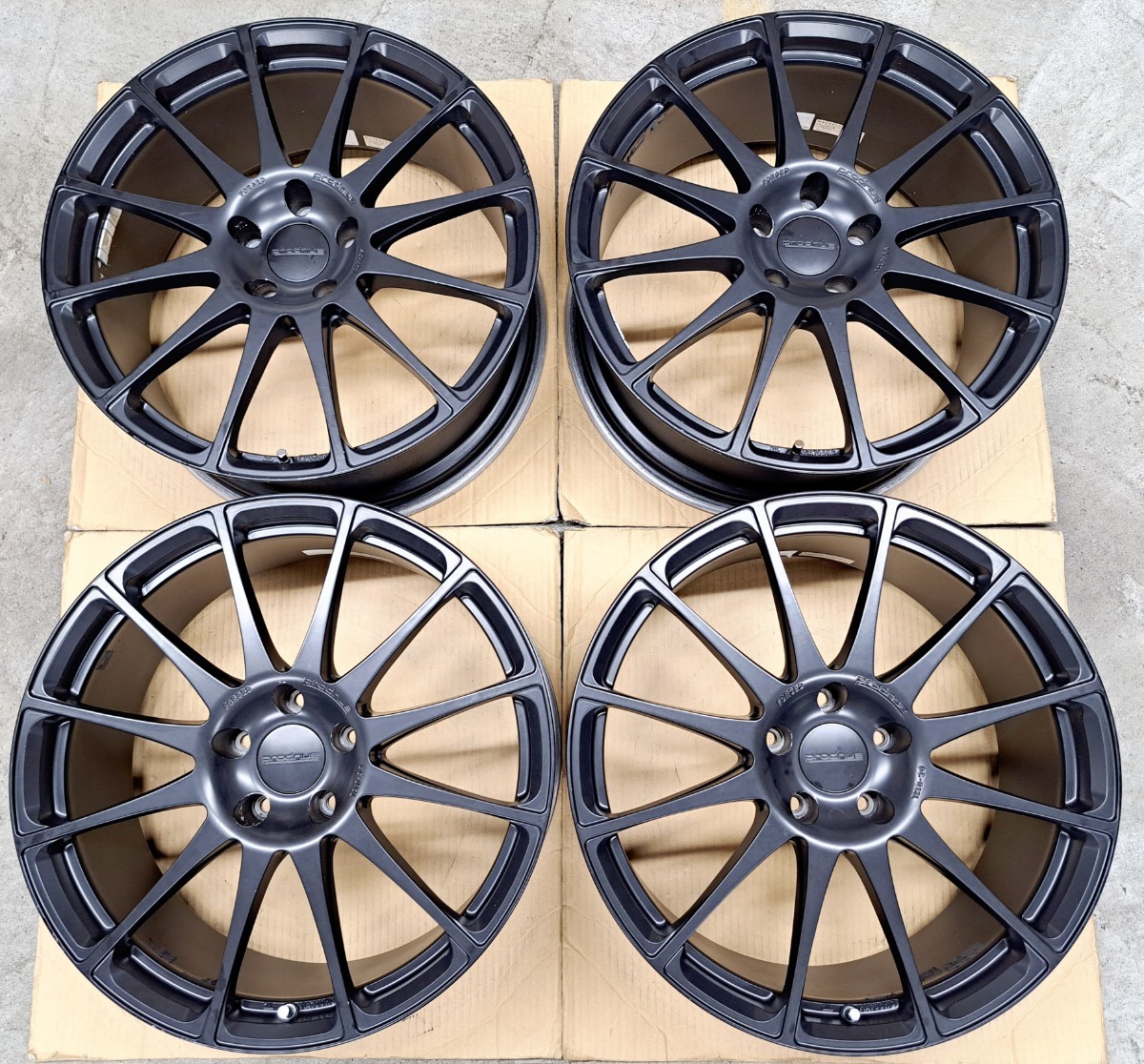 Yahoo!オークション - 【美品】プロドライブGC-012L ホイール 19 Yahoo!オークション - 【美品】プロドライブGC-012L ホイール 19