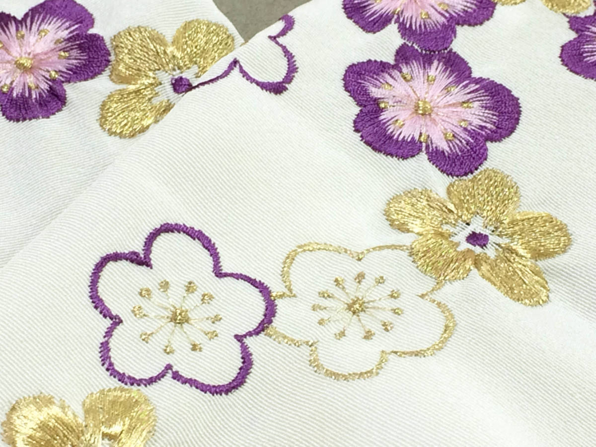 * long-sleeved kimono .* silk gorgeous embroidery neckpiece [ white | plum ] made in Japan #