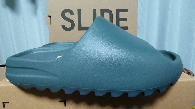 送料無料★完売★28.5cm★adidas YEEZY SLIDE SLATE MARINE★アディダス イージー スライド スレートマリーン★ID2349_画像3