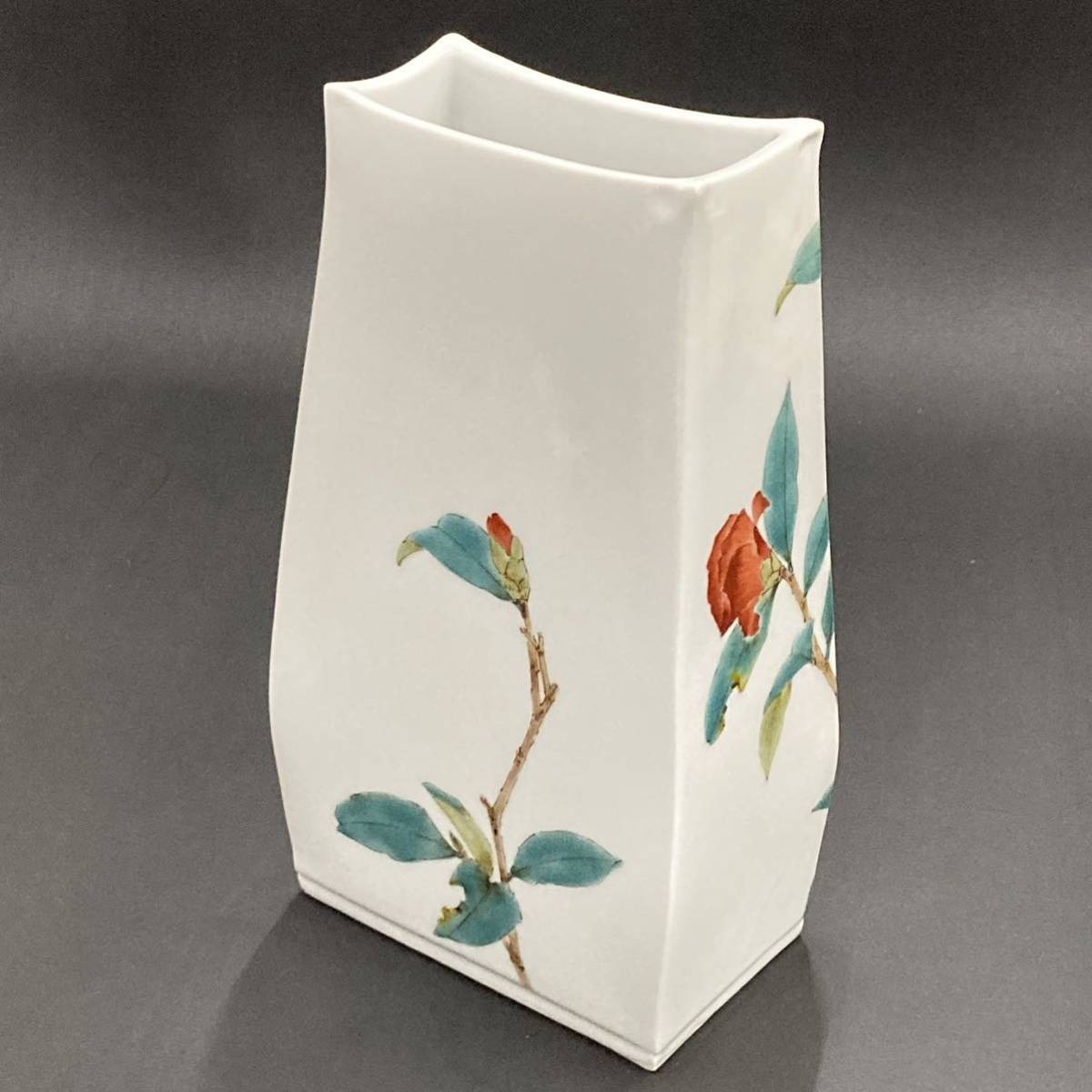九谷焼 山田義明 扁壺 九谷焼 山田義明作 扁壺 花瓶 花鳥図柄 item details