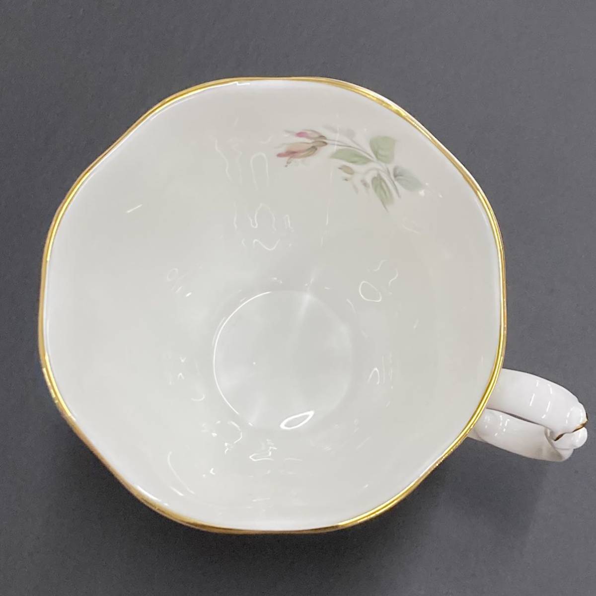 ROYAL ALBERT HAWORTH ロイヤルアルバート ハワース ボーンチャイナ イングランド カップ&ソーサー 金彩装飾 一客_画像5