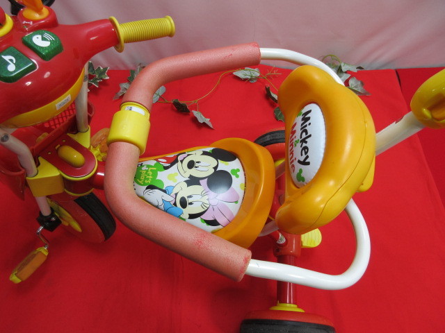 [OH5637/20] Mickey Mouse Mickey tricycle toy for riding pushed hand stick attaching 