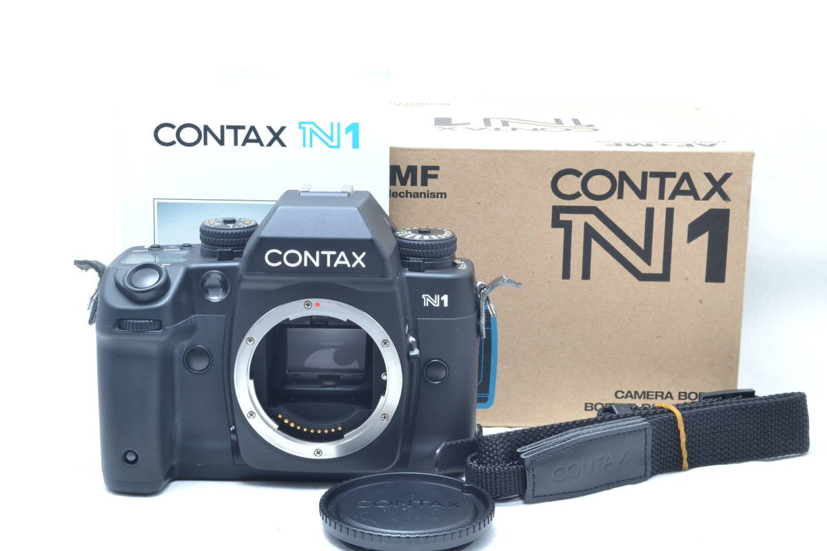 美品 コンタックス Contax N1 一眼レフ AF フィルムカメラ ボディ 箱 説明書 ストラップ #5261_画像1