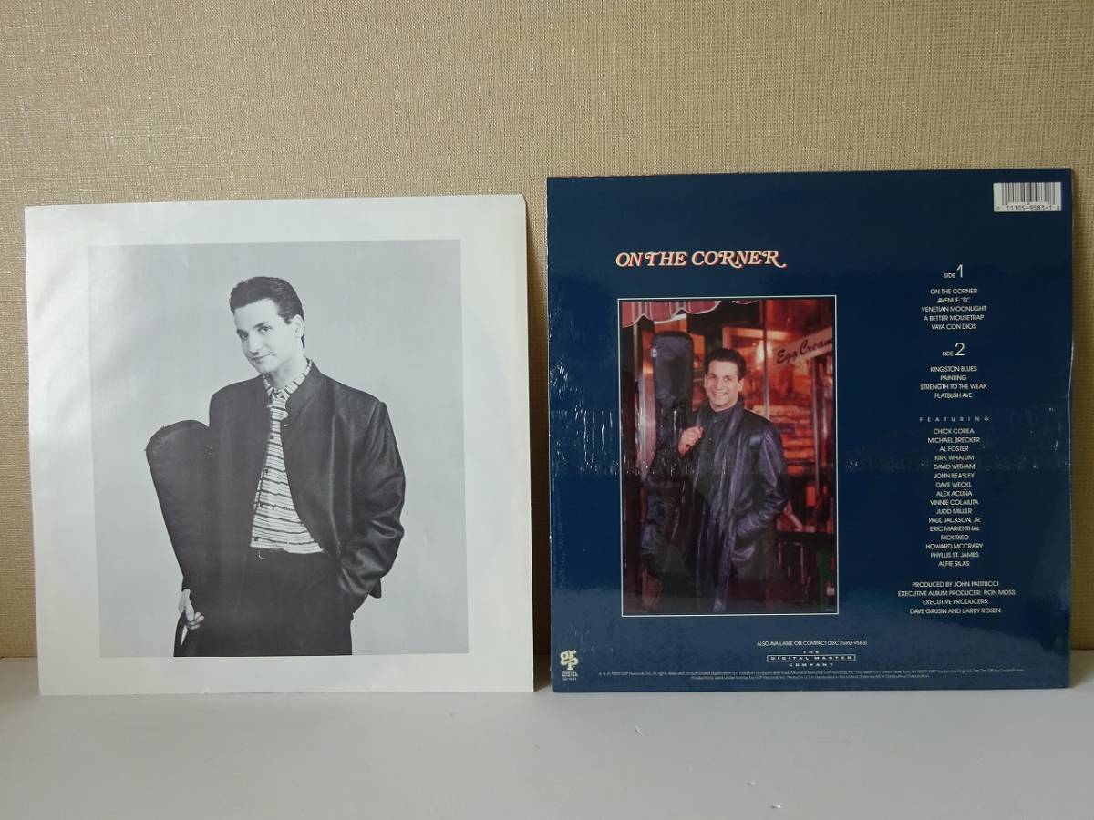 used★US盤★LP / JOHN PATITUCCI ジョン・パティトゥッチ ON THE CORNER / チック・コリア マイケル・ブレッカー【シュリンク/スリーヴ】_画像2