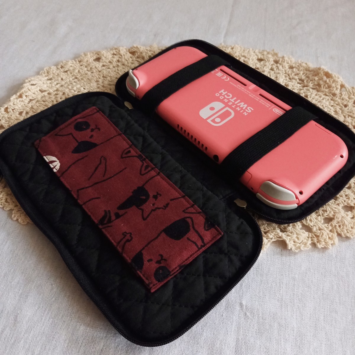  handmade * nintendo SwitchLite correspondence *. dark red. .. Chan. round fastener pouch 