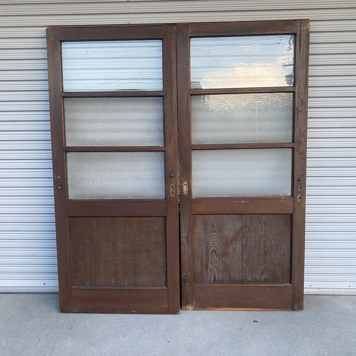 GM8TJ⑤ 1 interval 2 sheets. store . door glass door .... window Showa Retro store furniture old Japanese-style house ... door era fittings entranceway door warehouse door 