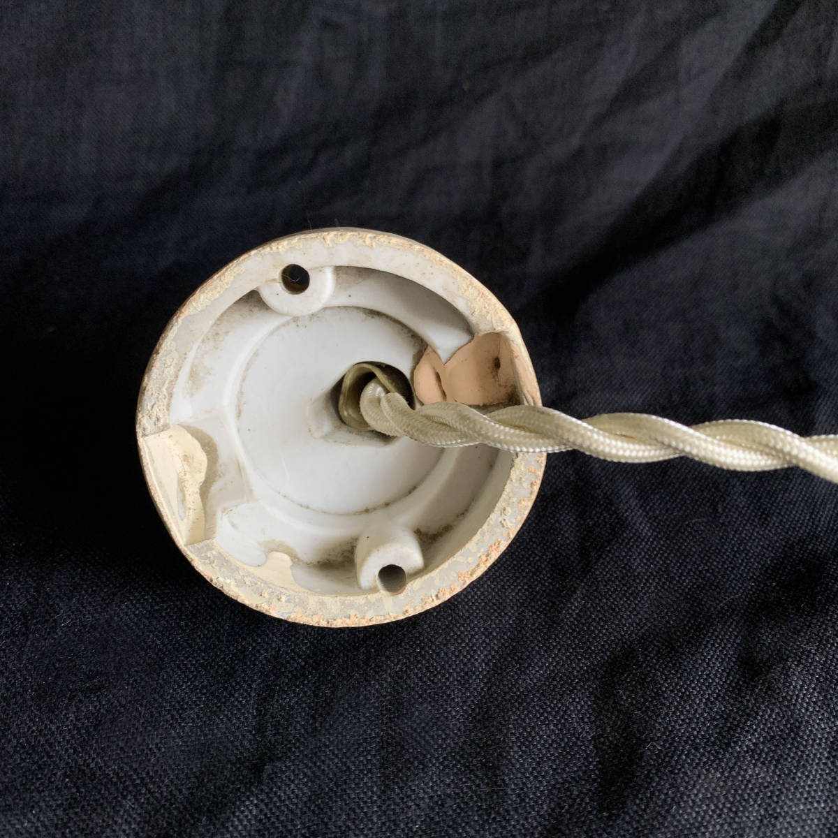  France 50s white porcelain ceramics B22D wall bracket socket pendant light lamp lighting cloth code Vintage antique 10