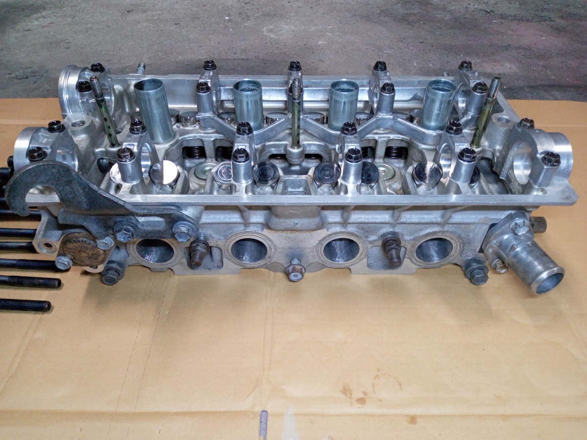 4AG 5バルブ AE111 シリンダーヘッド AE86 レビン トレノ AE101 4AG 5バルブ AE111 シリンダーヘッド AE86 レビン トレノ AE101
