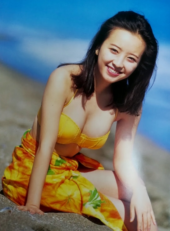 Yahoo!オークション - 高橋由美子 写真集 COLOREADO Yahoo!オークション - 高橋由美子 写真集 COLOREADO