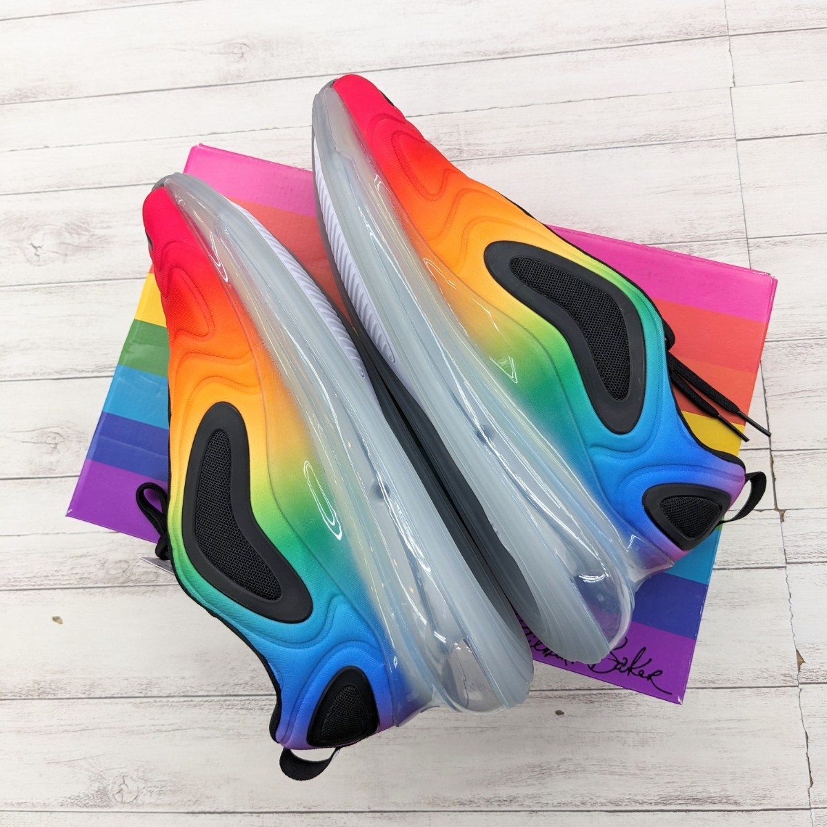 ∀ 黒タグ 未使用品 NIKE AIR MAX 720 BE TRUE (2019) US10.5 28.5cm CJ5472-900 エアマックス LGBT_画像6