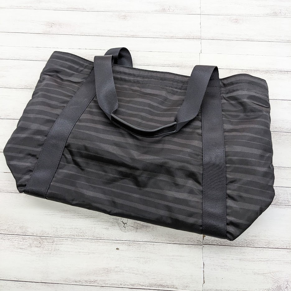未使用品 PELLE MORBIDA ペッレモルビダ Onda オンダ ON101- トート
