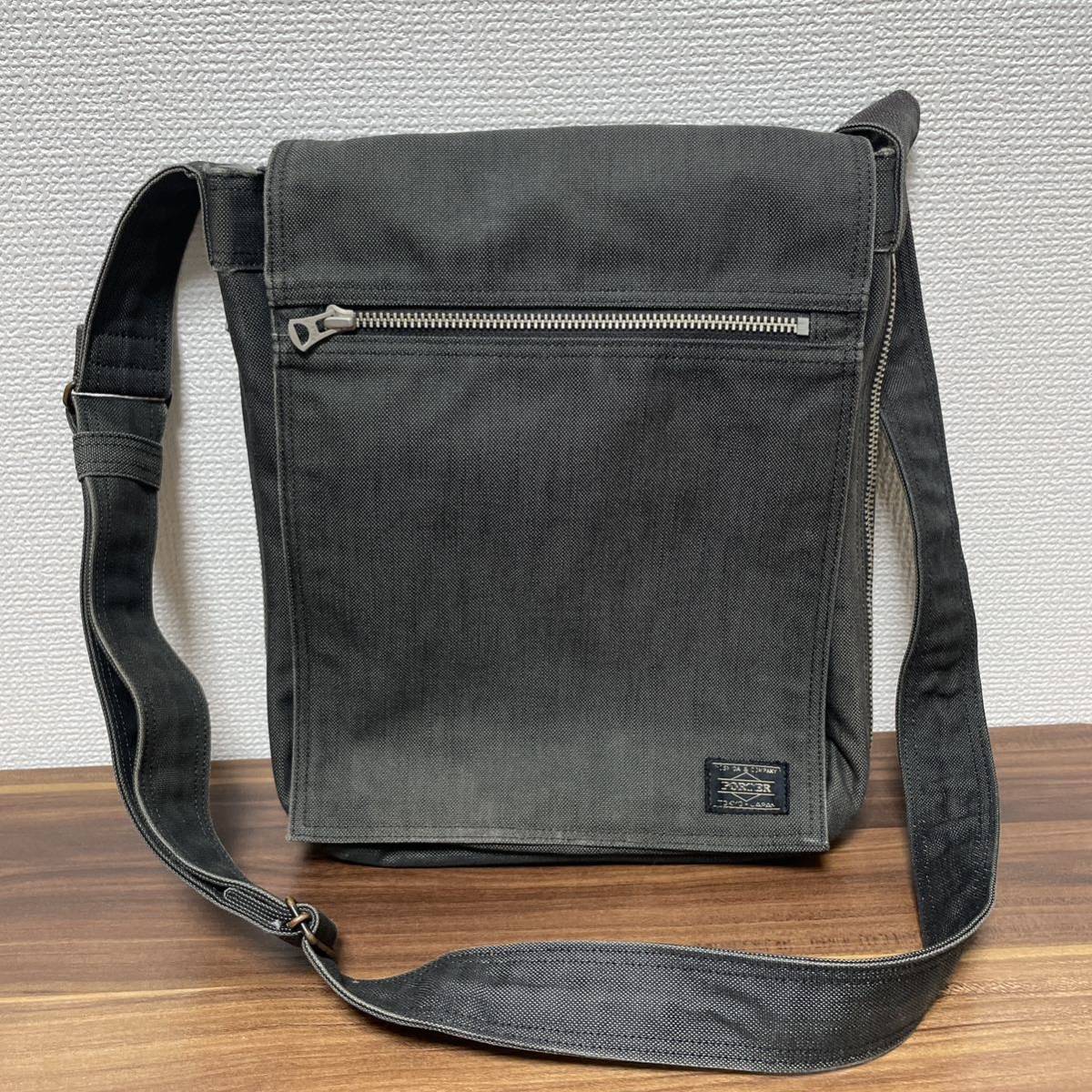 未使用☆PORTER SMOKY 縦型ショルダーバッグ ネイビー-