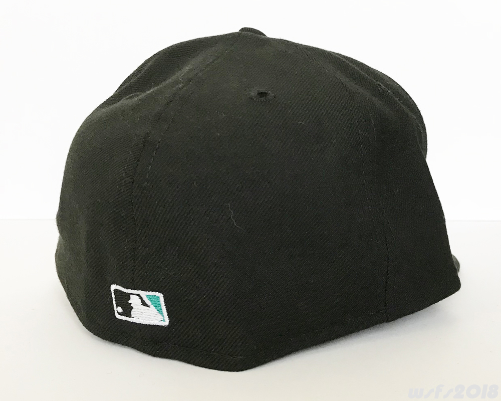 売れ筋がひ贈り物! MLB/新品】2003ワールドシリーズオーセンティックキャップ 大人用
