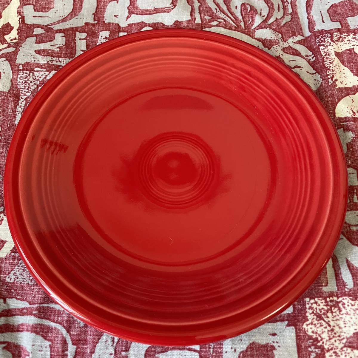 希少！FIESTA フィエスタ　HOMER LAUGHLIN 赤アメリカヴィンテージプレート皿　USA食器/カリフォルニア雑貨アンティークミッドセンチュリー_画像1