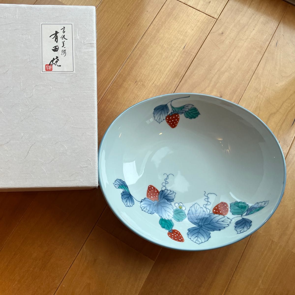 有田焼 華山 大皿 いちご柄 苺|Yahoo!フリマ(旧PayPayフリマ) 有田焼 華山 大皿 いちご柄 苺|Yahoo!フリマ(旧PayPayフリマ)