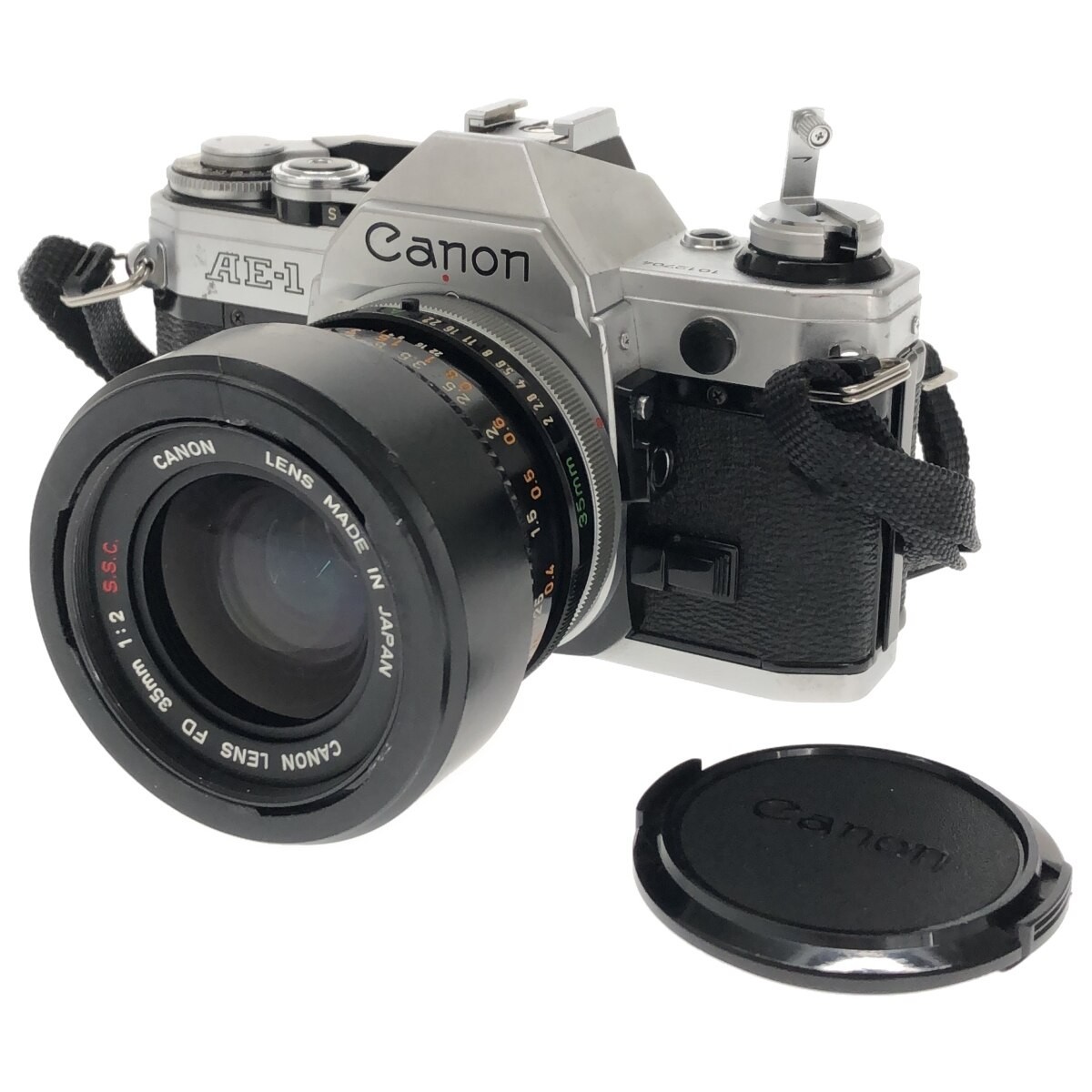 新しいスタイル 【完動品】Canon AE-1 C3642 鳴きなし 人気機種 広角単焦点レンズ 大口径 フィルムカメラ MF一眼レフ キャノン SSC S.S.C. F2 35mm FD LENS キヤノン