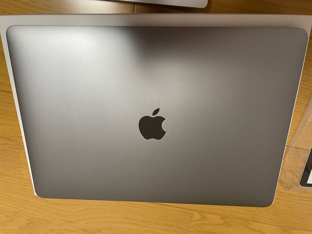 美品 MacBook Air m1 2020 512GB 8+8 core おまけ沢山 usキーA2337