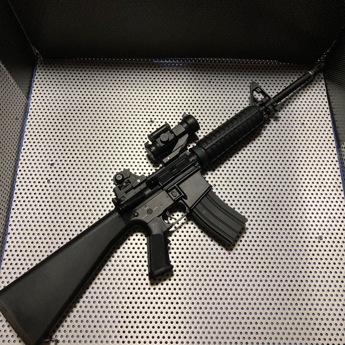 東京マルイ製 ナイツSR-16 M4カービン|Yahoo!フリマ(旧PayPay 東京マルイ製 ナイツSR-16 M4カービン|Yahoo!フリマ(旧PayPay