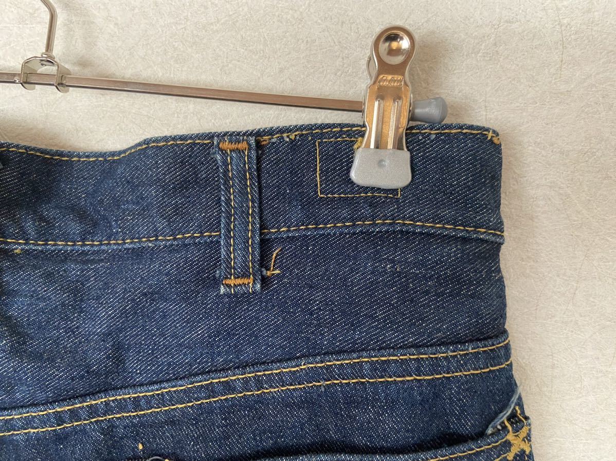 レア 濃紺 青片耳 1970s Lee 200サイド黒 30 アメリカ製 耳付き レア 濃紺 青片耳 1970s Lee 200サイド黒 30 アメリカ製 耳付き