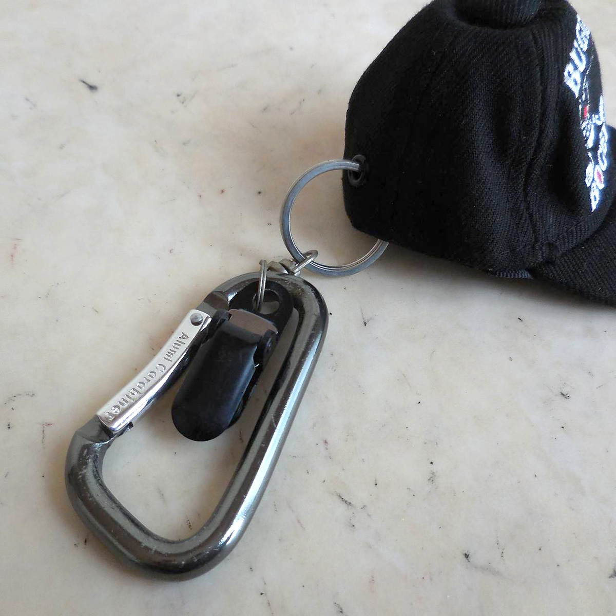 送料安希少 日本正規品ニューエラ NEW ERA キャップキーホルダー BUGGY