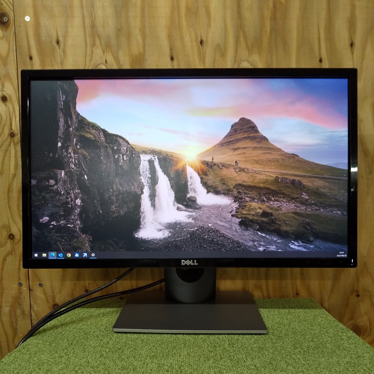 ー品販売 23.8型液晶モニター DELL SE2416H 23インチ～ - library.uhas