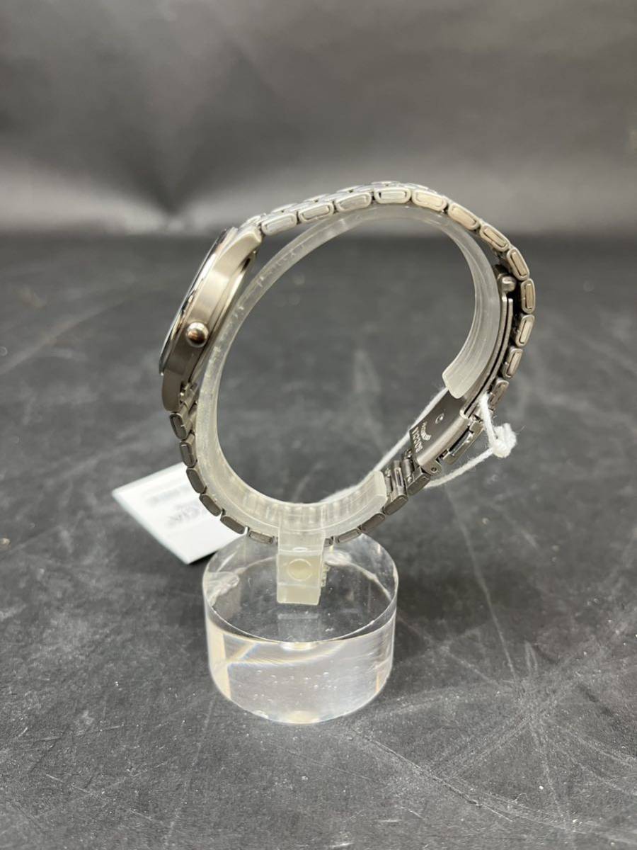 BocciaTitanium ボッチアチタニウム クォーツ腕時計 メタル 3258-02 ホワイト×シルバー シンプルの画像3