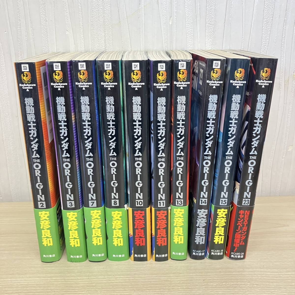 【K4519】 中古 機動戦士ガンダム THE ORIGIN 漫画 10冊セット 2,3,7,8,10,11,13-15,23巻 抜け多数 安彦良和 矢立肇 富野由悠季 角川書店_画像2